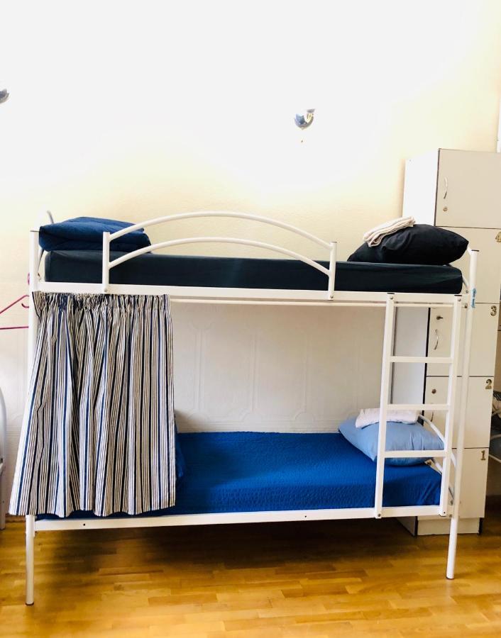 Pandeson Hostel Dnipro Bagian luar foto
