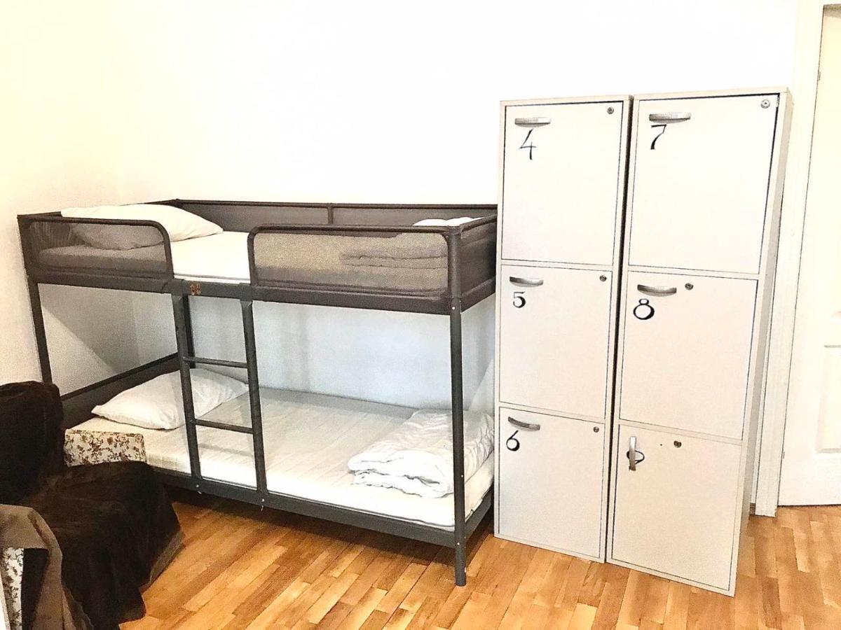 Pandeson Hostel Dnipro Bagian luar foto