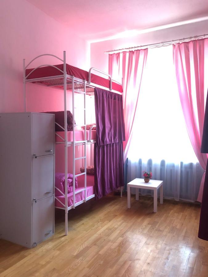 Pandeson Hostel Dnipro Bagian luar foto